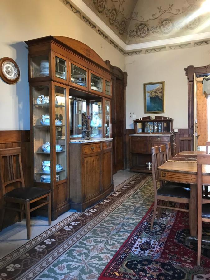 Bed and Breakfast Palazzo De Bellis Vitti Nella Citta Delle Grotte Кастеллана-Гротте Экстерьер фото